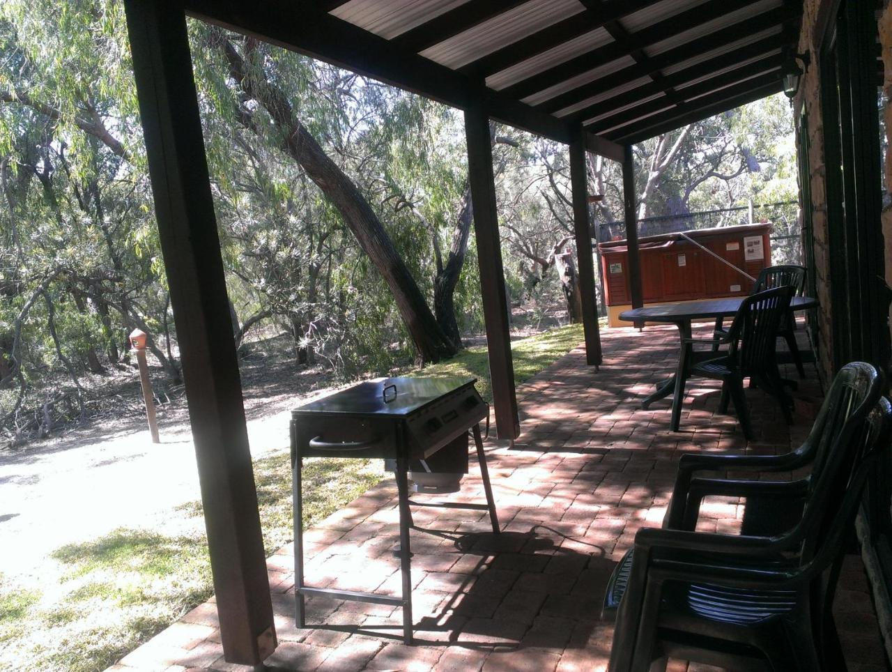Yelverton Brook Conservation Sanctuary Metricup Exterior photo